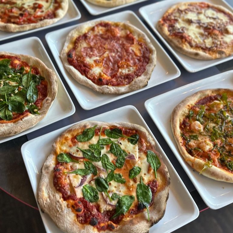 Kung Fu Pizzen frisch aus dem Ofen